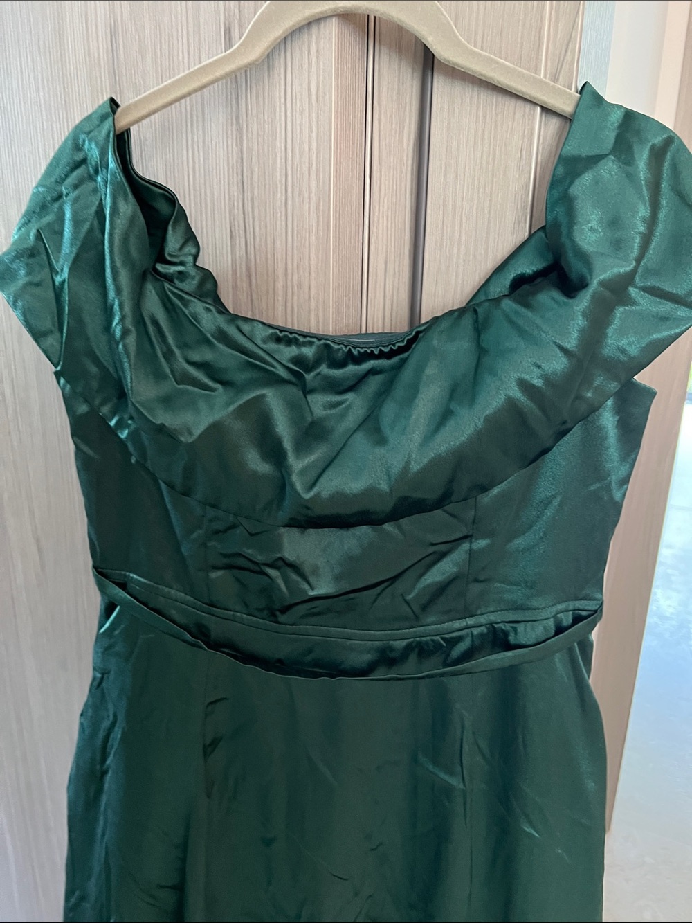 NWT LULU'S greatest hits forest green satin off shoulder ball gown L - Picture 4 of 14
